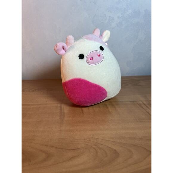 Caedyn the Pink Cow Valentine's 5" Hallmark No Tag - Picture 4 of 7